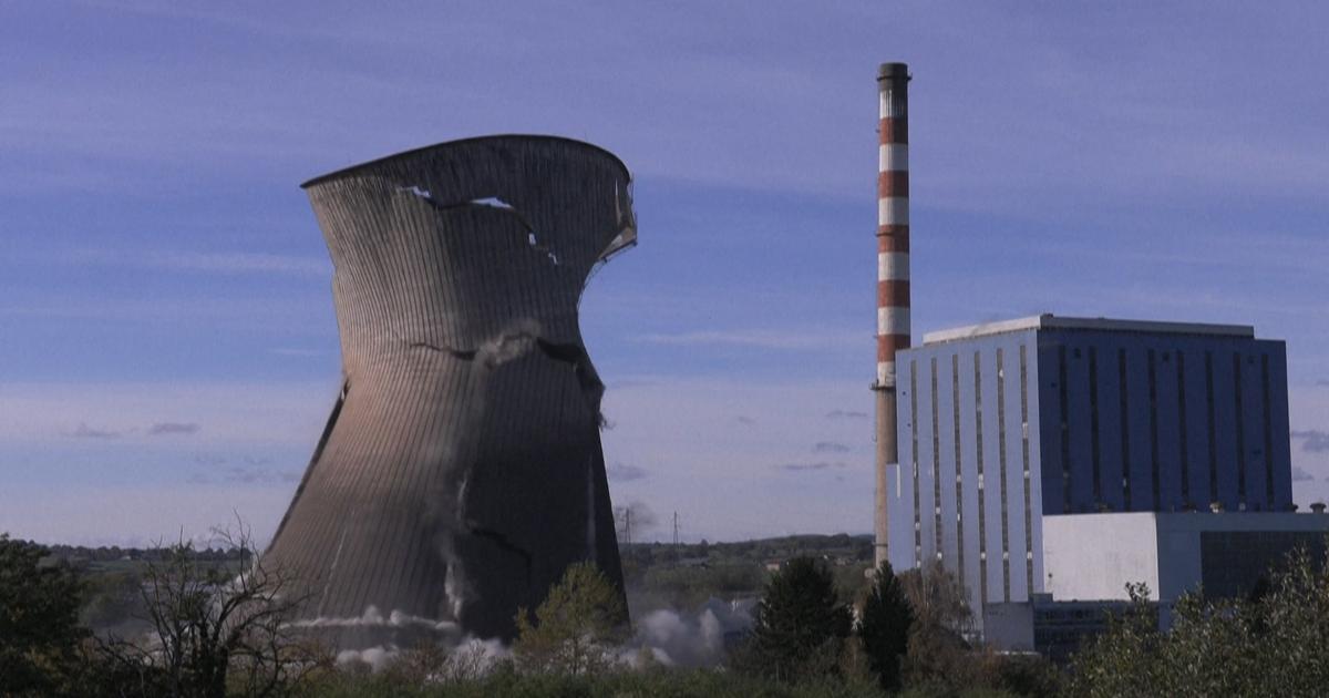 , Les images impressionnantes de la destruction de l’ancienne centrale à charbon de Montceau-les-Mines