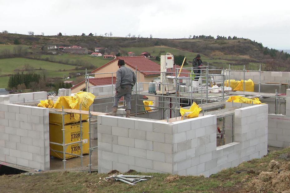 , En Auvergne, les professionnels de l’immobilier s’inquiètent de la baisse de la construction de logements neufs